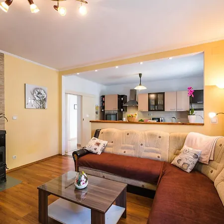 Jasna Apartament *